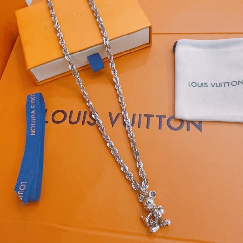 Louis Vuitton Bear Pendant Unisex Fashion Street Vintage Necklace