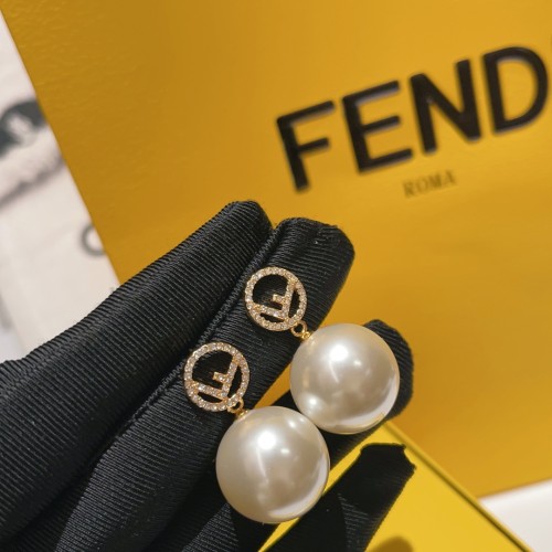 Fendi Hollow F Cricle Eardrop Fashion Classic Pearl Earring