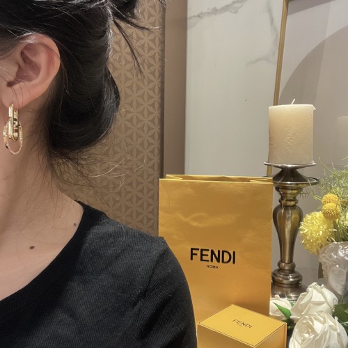 Fendi Circle Eardrop Fashion New Classic Earring