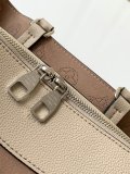 Louis Vuitton M59201Bella Tote Bag Fashion Chain Shoulder Bag Hand Bag Sizes:32*23*13CM