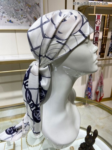 Chanel Classic Double sided Camellia Flower Printed Twill Silk Square Scarf Size: 90 * 90cm