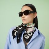 Gucci Fashion Versatile Flower Print Twill Silk Square Scarf 90 * 90cm