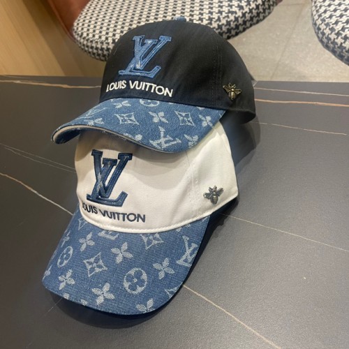 Louis Vuitton Classic Casual Logo Panel Baseball Hat
