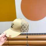 Louis Vuitton Versatile Embroidered Baseball Hat Couple Sunshade Duck Tongue Hat