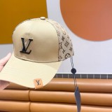 Louis Vuitton Versatile Embroidered Baseball Hat Couple Sunshade Duck Tongue Hat