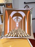 Fendi Light Luxury Colored Palace Twill Silk Square Scarf 90 * 90cm