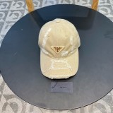 Prada Fashion Triangle Perforated Baseball Hat Versatile Couple Sunshade Hat