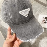 Prada Classic Classic Triangle Baseball Hat Baseball Hat Couple Versatile Washed Duck Tongue Hat