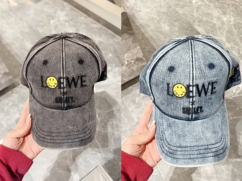 Loewe Four Seasons Contrast Embroidered Logo Baseball Hat
