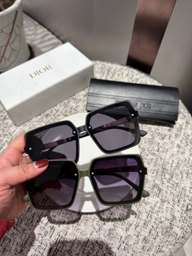 Dior New Small Fragrant Sunglasses