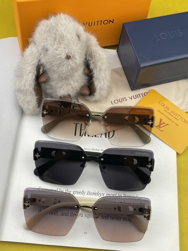Louis Vuitton Classic Large Frame UV Resistant Sunglasses