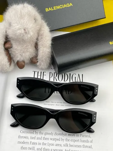 Balenciaga Fashion Small Frame Sunglasses