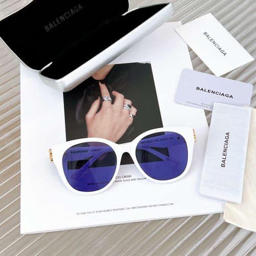 Balenciaga Double B Logo Sunglasses Size: 57-18-145