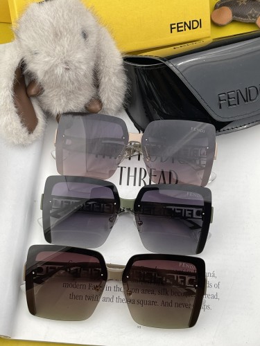 Fendi Fashion Box HD Polarized Sunglasses