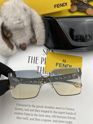 Fendi Fashion HD Polarized Sunglasses