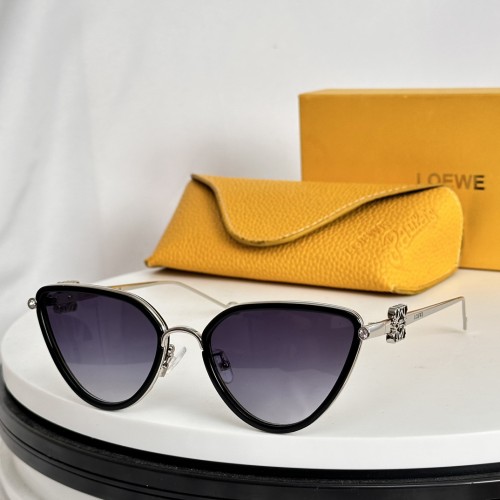 Loewe Fashion Cat Eye Sunglasses Size: 57-20-143