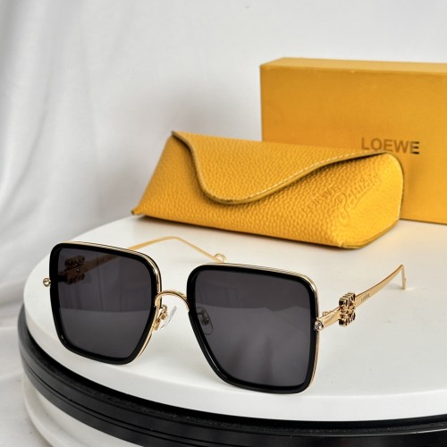 Loewe Fashion Box Sunglasses Size: 57-20-143