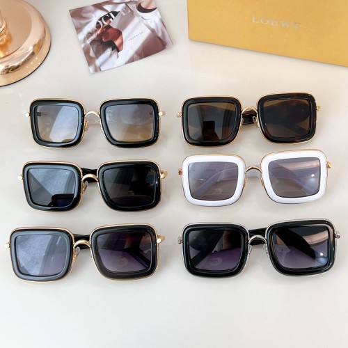 Loewe Fashion Versatile Square Sunglasses LW40149U Size: 49-27-140