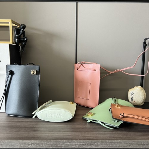 LOEWE Anagram 062239 Size: 21*15*5CM