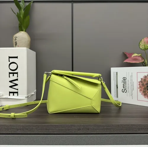 LOEWE Mini Puzzle Edge 062312 Size:18*12.5*8CＭ