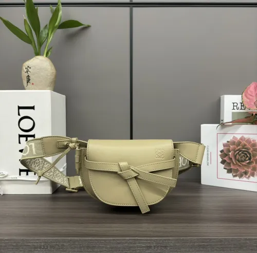 Loewe MiNi Gate Embroidered Woven Wide Shoulder Strap Saddle Bag Adjustable Shoulder Bag Size:15*12.5*9CM