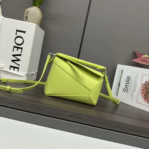 LOEWE Mini Puzzle Edge 062312 Size:18*12.5*8CＭ