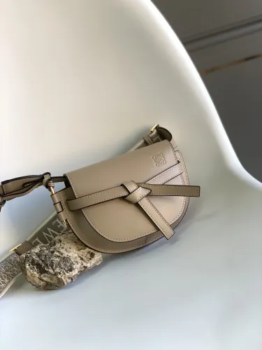 Loewe MiNi Gate Embroidered Woven Wide Shoulder Strap Saddle Bag Adjustable Shoulder Bag Size:15*12.5*9CM