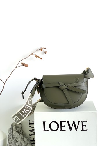 Loewe MiNi Gate Embroidered Woven Wide Shoulder Strap Saddle Bag Adjustable Shoulder Bag Size:15*12.5*9CM