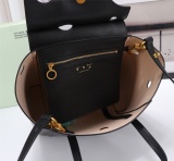 Off White Classic Fashion Handbag Metal Logo Shoulder Bag Size：36*26*13CM