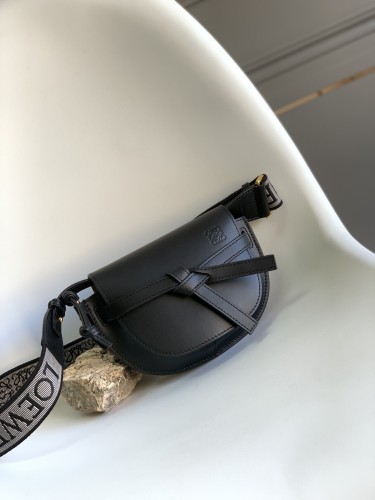 Loewe MiNi Gate Embroidered Woven Wide Shoulder Strap Saddle Bag Adjustable Shoulder Bag Size:15*12.5*9CM