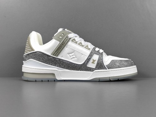 Louis Vuitton Trainer Fashion Low Casual Board Shoes Men Rhinestone Rendering Sneakers