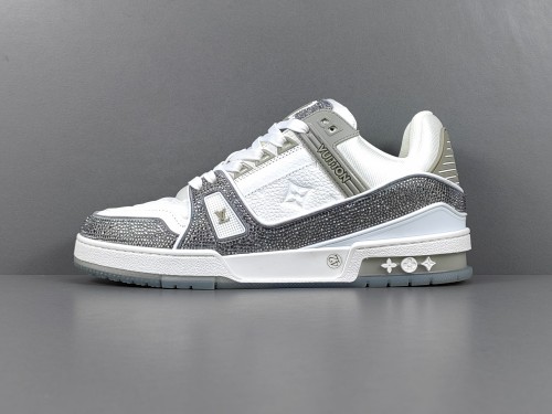 Louis Vuitton Trainer Fashion Low Casual Board Shoes Men Rhinestone Rendering Sneakers