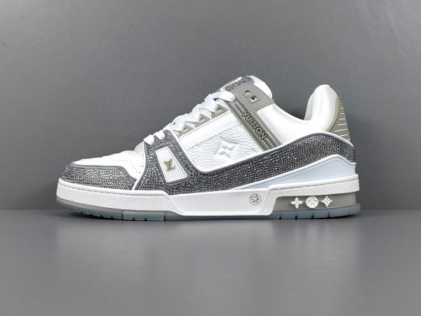 Louis Vuitton Trainer Fashion Low Casual Board Shoes Men Rhinestone Rendering Sneakers