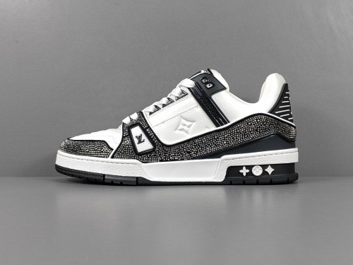 Louis Vuitton Trainer Fashion Low Casual Board Shoes Men Rhinestone Rendering Sneakers