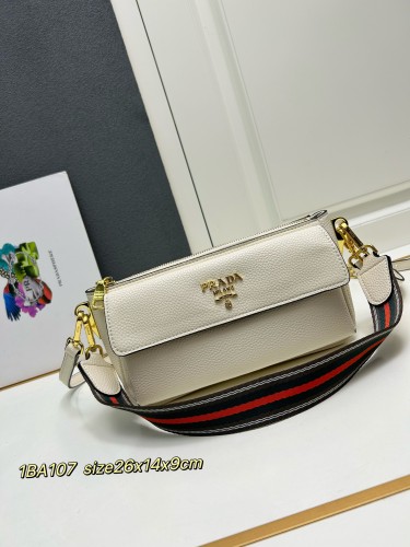 Prada Fashion Litchi Pattern Cowhide Flip Bag Size: 26x14x9cm