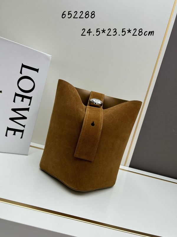 Loewe New Matte Handbag Size: 24.5 x 23.5 x 28 CM