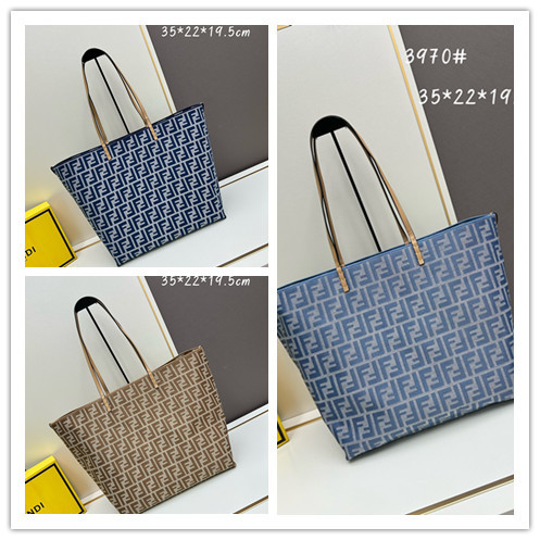 Fendi New Large Handbag Double Sided Roll Bag Size: 35 x 22 x19.5CM