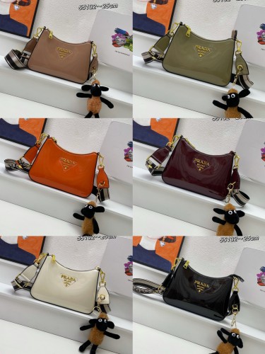 Prada Classic Cowhide Pressed Paint Handbag Crossbody Bag Size: 24.5 x 15 x 7 CM