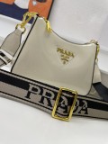 Prada Classic Cowhide Pressed Paint Handbag Crossbody Bag Size: 24.5 x 15 x 7 CM