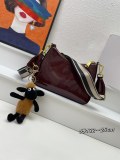 Prada Classic Cowhide Pressed Paint Handbag Crossbody Bag Size: 24.5 x 15 x 7 CM