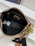 Prada Classic Cowhide Pressed Paint Handbag Crossbody Bag Size: 24.5 x 15 x 7 CM