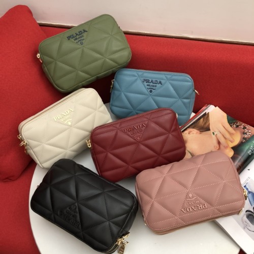 Prada New Classic Shoulder Bag Crossbody Bag Size: 27 x 15 x 7 CM