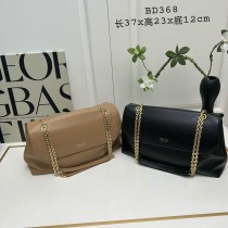 Prada New Cowhide Casual Flip Bag Size: 37 x 23 x 12 CM