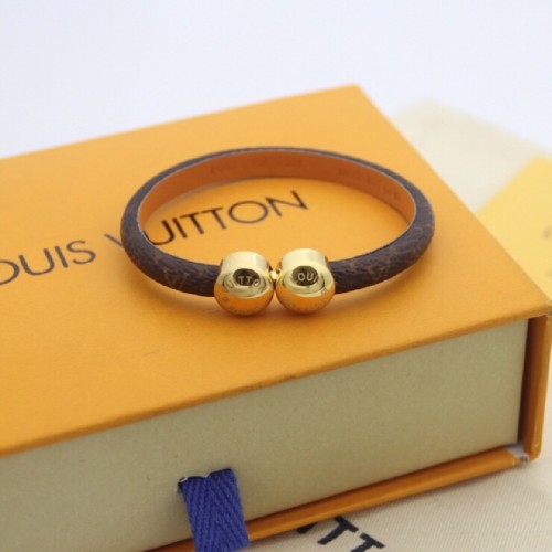 Louis Vuitton Fashion Vintage Leather Bracelet Open Leather Bracelet