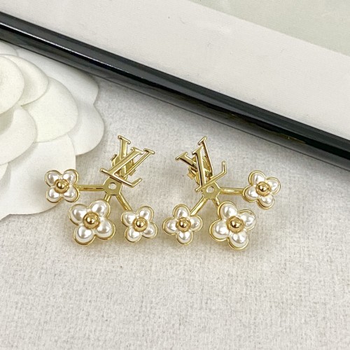 Louis Vuitton Pearl Flower Stud Earrings Fashion Earrings Gift