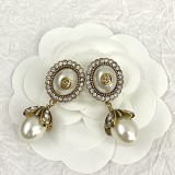 Gucci Oval Pearl Stud Earrings Fashion Simple Eardrop