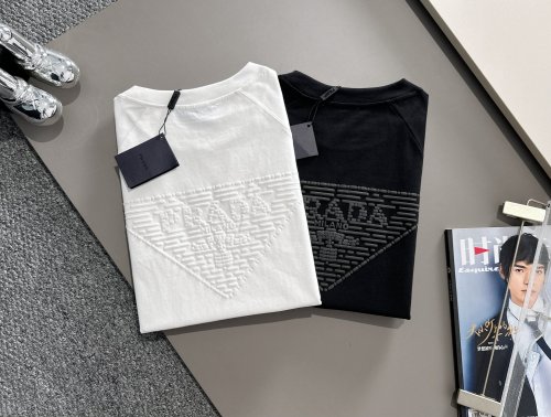 Prada Fashion Logo Foam Printed Short Sleeve Couple Casual Loose T-shirt