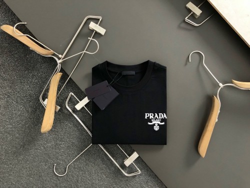 Prada Classic Embroidered Logo Print T-shirt Unisex Street Casual Round Neck Short Sleeves
