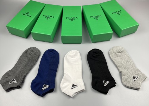 Prada New Fashion Logo Printed Socks Unisex Casual Sports Cotton Socks 5 Pairs/Box