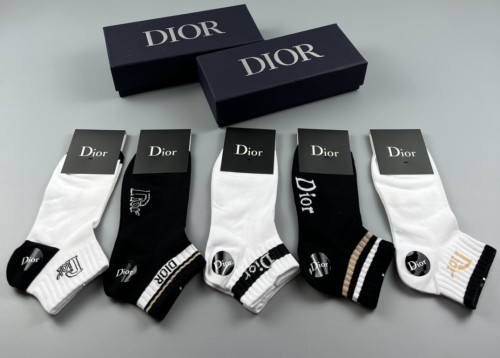 Dior New Fashion Logo Embroidered Socks Unisex Casual Sports Socks 5 Pairs/Box